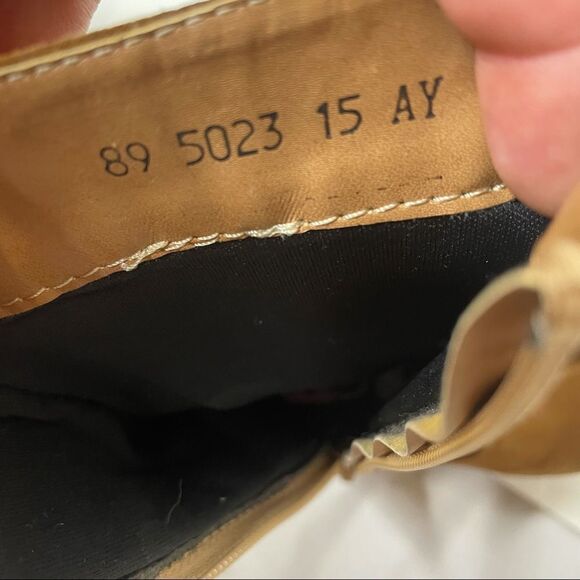 💋Bundle 4 items for $20. Add items💋 to a bundle - Picture 4 of 7